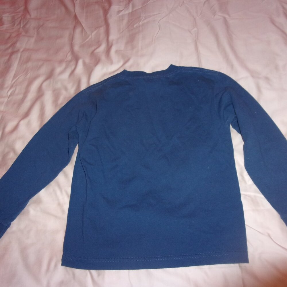 sweater - Picture 3 of 3